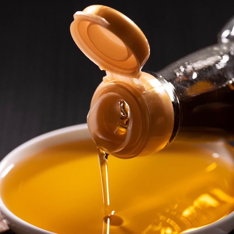 油茂製油の玉絞め一番搾りごま油 330g